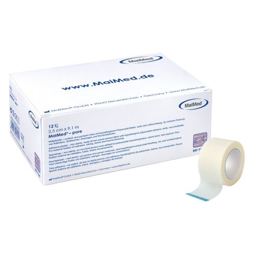 Weiße Rolle MaiMed® Pflasterband vor Verpackung auf weißem Hintergrund