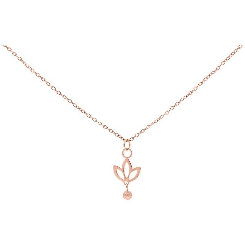 Roségoldene Kette mit hängendem Lilien-Anhänger auf weißem Hintergrund