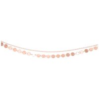 Roségoldene mehrlagige Fußkette aus Chirurgenstahl auf weißem Hintergrund