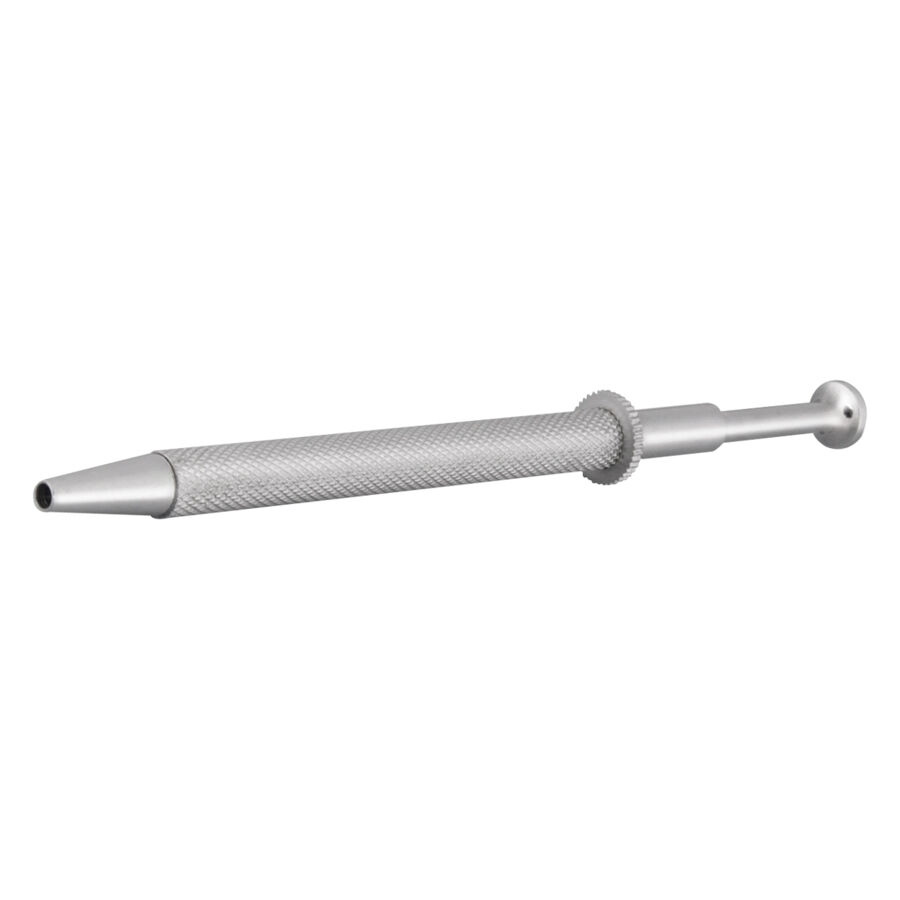 Silberner Ball Gripper aus Metall auf weißem Hintergrund, 13 cm lang