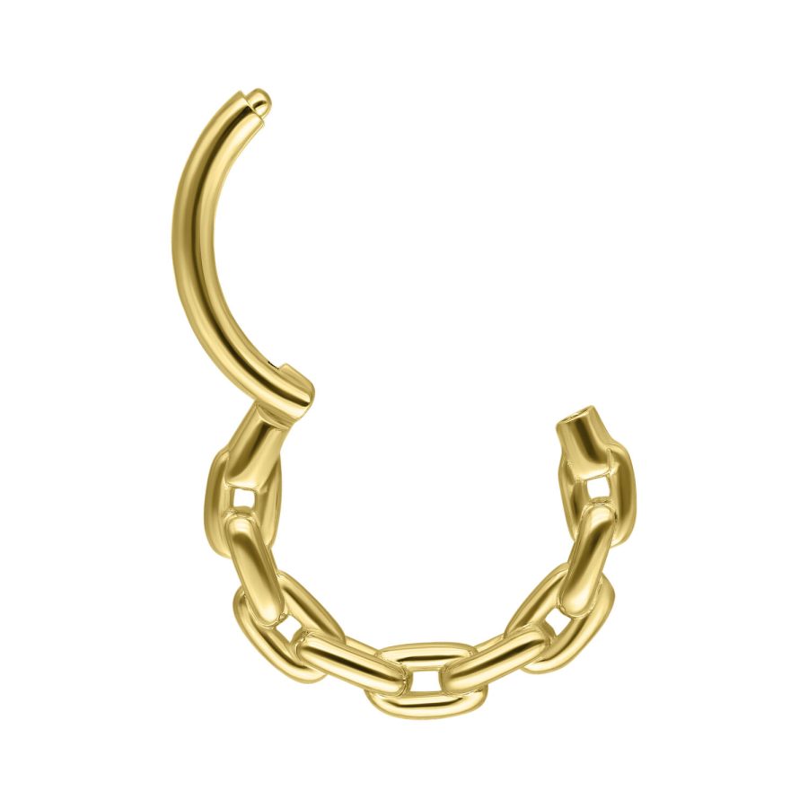 Goldener Kettenring aus 14K Gold auf weißem Hintergrund