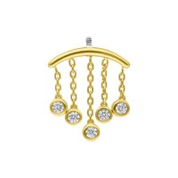 Goldener Helix Piercing-Aufsatz mit fünf klaren Kristallen auf weißem Hintergrund