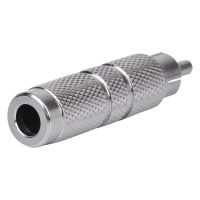 Silberner HAWK RCA Stecker mit geriffelter Oberfläche auf weißem Hintergrund