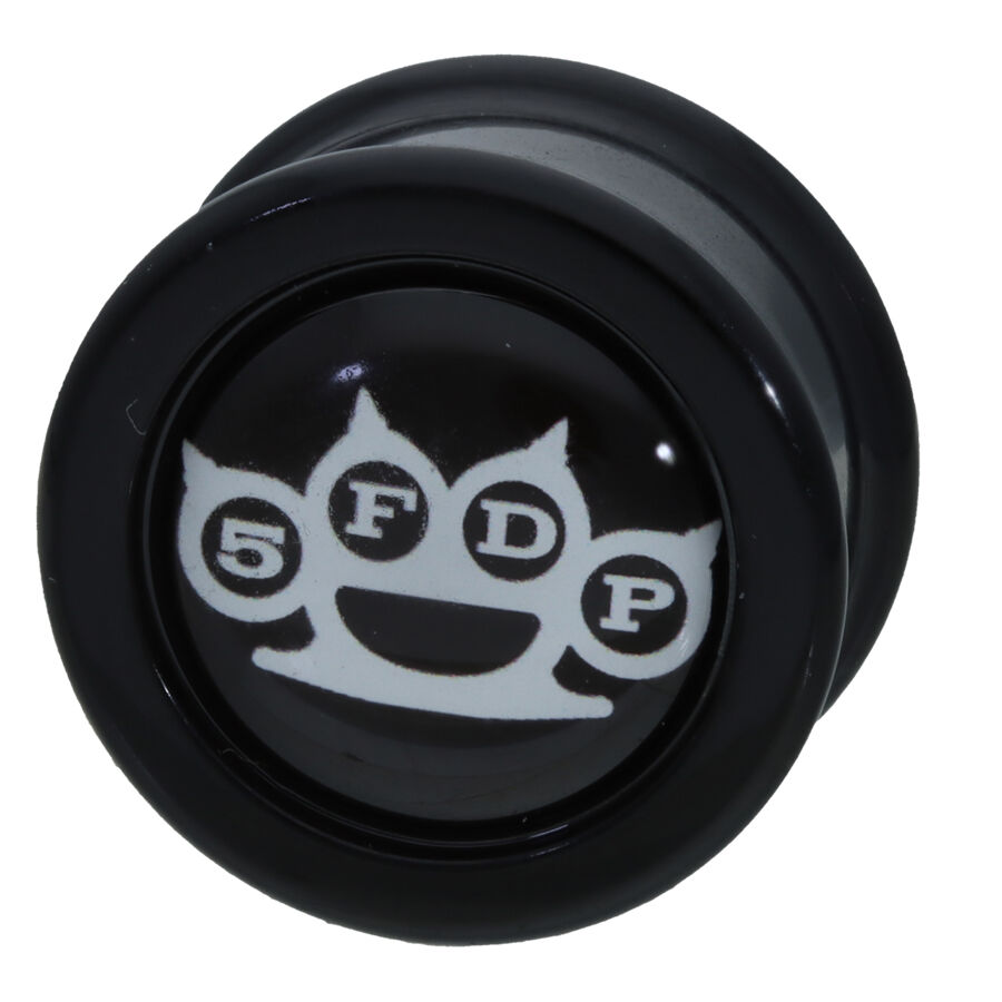 Schwarzer Plug mit weißem 5FDP Messingknöchel-Logo auf weißem Hintergrund