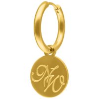 Goldene Nightwish Ohrringe mit Logo-Anhänger auf weißem Hintergrund