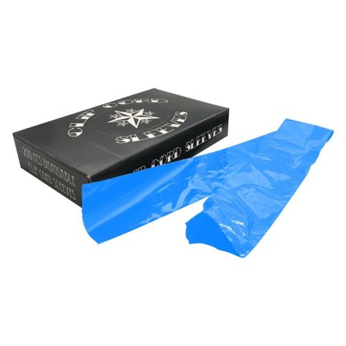 Blaue Clipcord Sleeves aus Kunststoff neben schwarzer Verpackung auf weißem Hintergrund