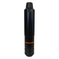 Schwarze HAWK PEN Unio mit orangefarbenem Ring auf weißem Hintergrund