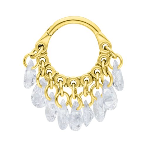 Goldener Piercing-Ring mit klaren Kristallanhängern auf weißem Hintergrund
