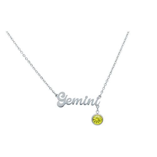 Silberne Kette mit Gemini-Schriftzug und gelbem Kristall auf weißem Hintergrund