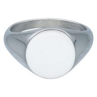Silberner Ring aus Chirurgenstahl 316L auf weißem Hintergrund