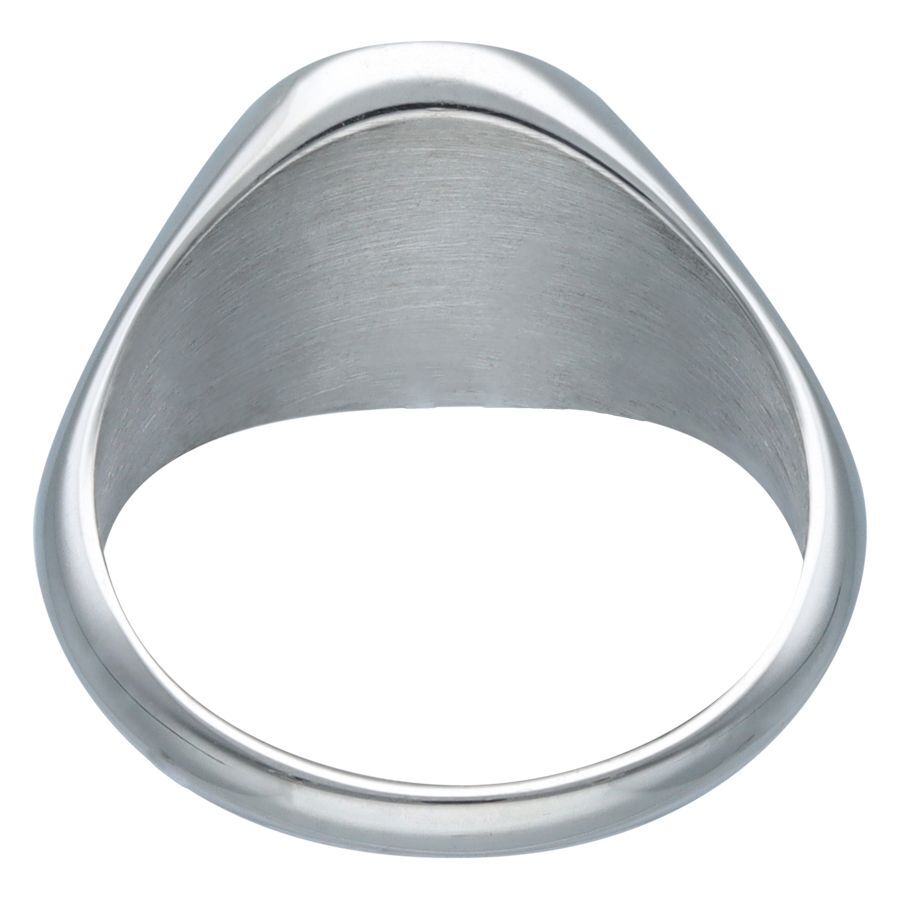 Silberner Ring aus Chirurgenstahl 316L auf weißem Hintergrund