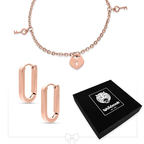 Roségoldenes Armband mit kleinem Schloss und passenden Creolen auf weißem Hintergrund