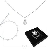 Silberne Halskette mit Muschel-Anhänger und passendem Fußkettchen, schwarze Box