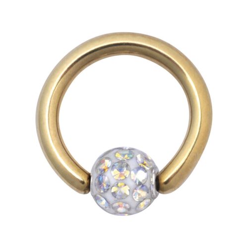 Goldener Clip in Ring mit Aurora Boreale Kristallen auf weißem Hintergrund