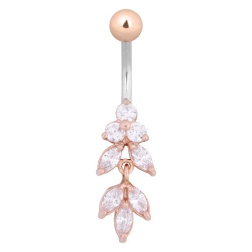 Roségoldenes Bauchnabelpiercing mit Kristallen auf weißem Hintergrund