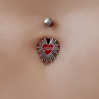 Bauchnabelpiercing mit rotem Herz und Stacheldraht, Titanoptik