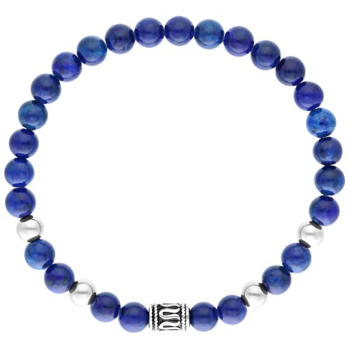 Rundes Armband aus blauen Steinen und Silberperlen auf weißem Hintergrund