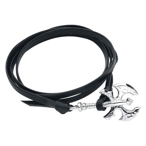 Schwarzes Lederarmband mit silbernem Axt-Anhänger auf weißem Hintergrund