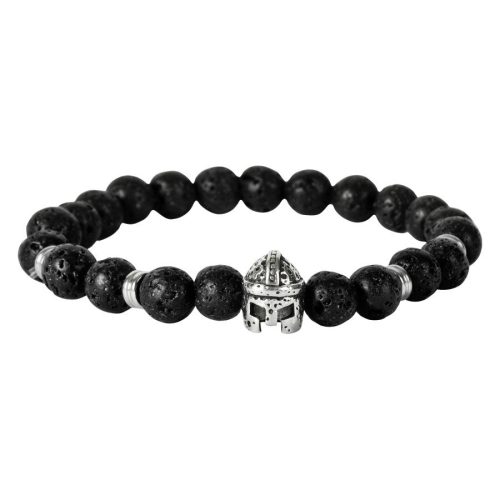 Armband mit schwarzen Lava-Perlen und silbernem Wikingerhelm auf weißem Hintergrund