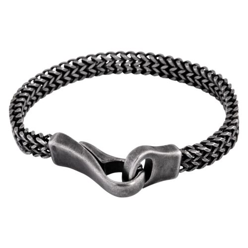 Schwarzes Armband aus Chirurgenstahl mit mattem Finish auf weißem Hintergrund