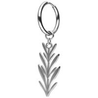 Silberne Ohrringe mit einem detaillierten Blatt-Anhänger auf weißem Hintergrund.