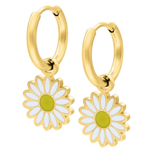 Goldene Ohrringe mit Gänseblümchen-Anhänger auf weißem Hintergrund