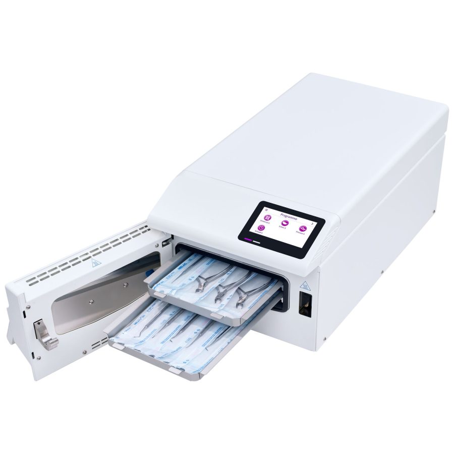 Weißer SteriHero Speed+ Sterilisator mit geöffnetem Fach und Touchscreen