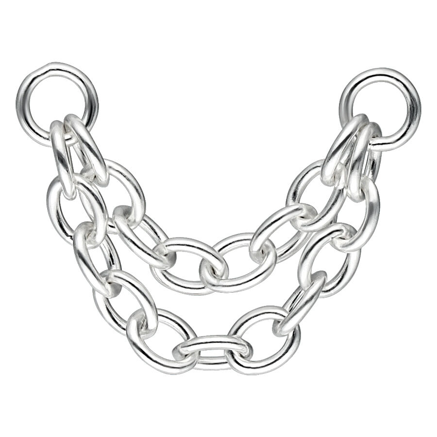 Silberne doppelte Piercingkette, 15 mm, auf weißem Hintergrund