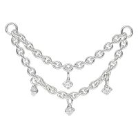 Silberne Piercingkette mit klaren Kristallen auf weißem Hintergrund