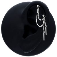 Schwarze 20 mm Piercingkette aus Silber mit Kettenanhänger auf schwarzem Hintergrund