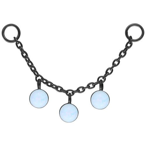Schwarze Kette mit drei synthetischen Opal-Anhängern auf weißem Hintergrund