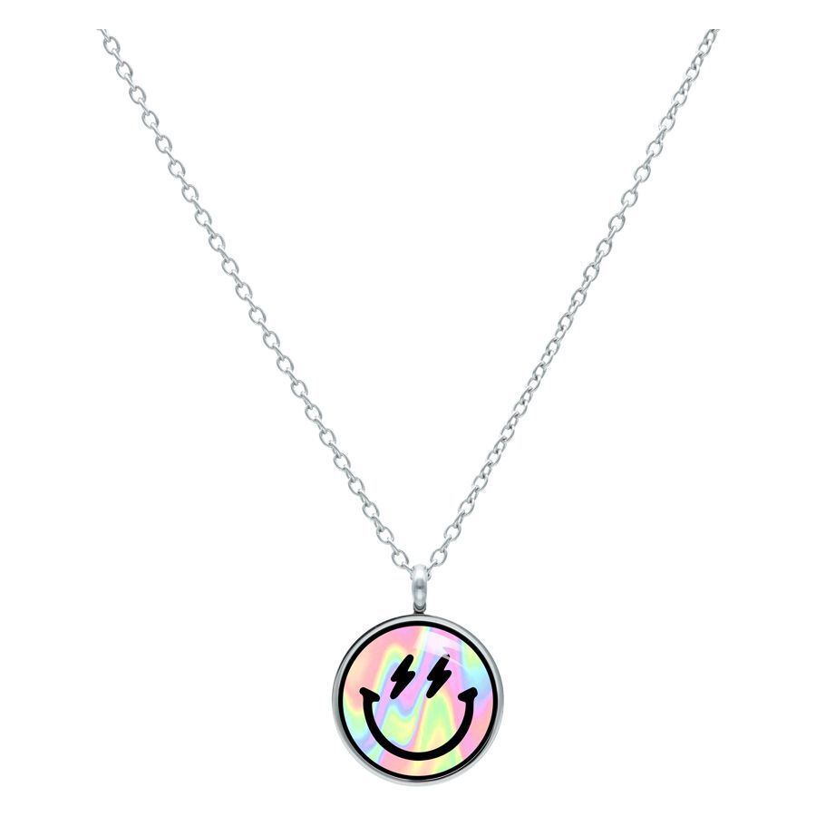 Silberne Kette mit rundem Smiley-Anhänger auf weißem Hintergrund