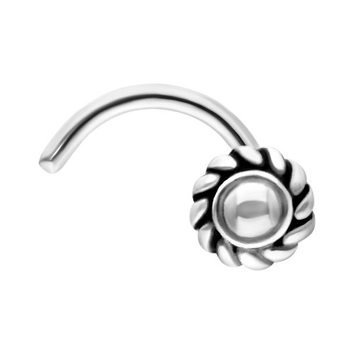 Silberner Nasenstecker mit Pinwheel-Design auf weißem Hintergrund