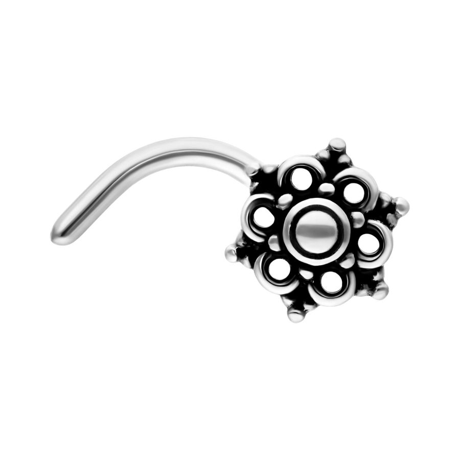 Silberner Nasenstecker in Mandala-Form aus Chirurgenstahl 316L, auf weißem Hintergrund
