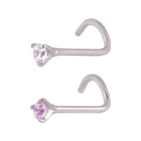 Zwei Nasenstecker aus Chirurgenstahl mit klaren und rosa Kristallen auf weißem Hintergrund