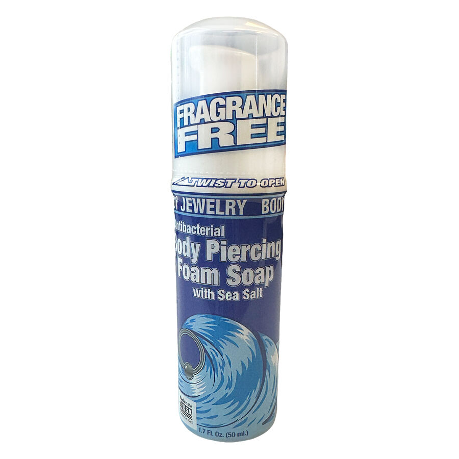 Blaue Piercing Foam Soap Flasche, 50 ml, auf weißem Hintergrund