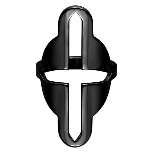 Schwarzer Fingerring aus Chirurgenstahl mit Kreuzdesign auf weißem Hintergrund