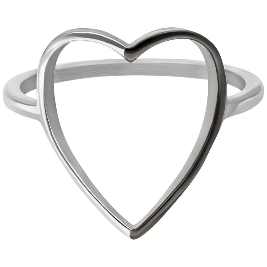 Silberner Herzring aus Chirurgenstahl, Größe 17.0 mm, auf weißem Hintergrund
