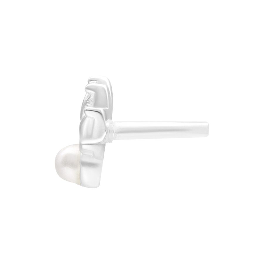 Silber Aufsatz mit Perle für Push Fit Piercing auf weißem Hintergrund