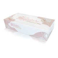 Weiße Box mit rosa und goldenen Akzenten, The Signature Professional PMU