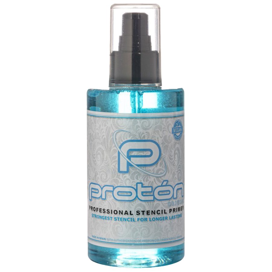 Transparente 200ml Flasche Proton Stencil Primer mit blauem Etikett auf weißem Hintergrund