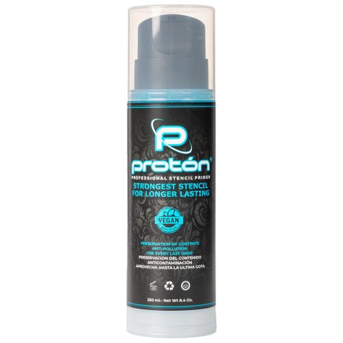 Proton Airless Stencil Primer in Blau, 250ml Flasche auf weißem Hintergrund