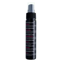 Schwarze Sprühflasche mit Piercingspray, 60ml, auf weißem Hintergrund