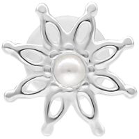 Silbernes Labret mit blumenförmigem Design und Perlendetail auf weißem Hintergrund