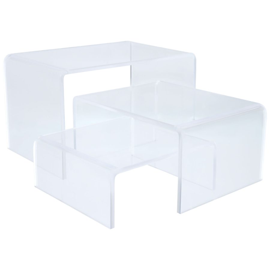 Schwarzer, transparenter Acryl-Display auf weißem Hintergrund