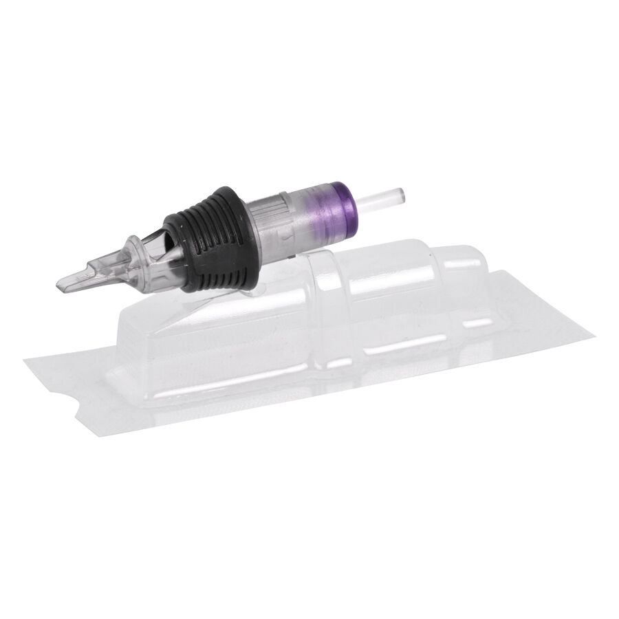 Transparente Magnum Cartridge Tattoonadel auf weißem Hintergrund