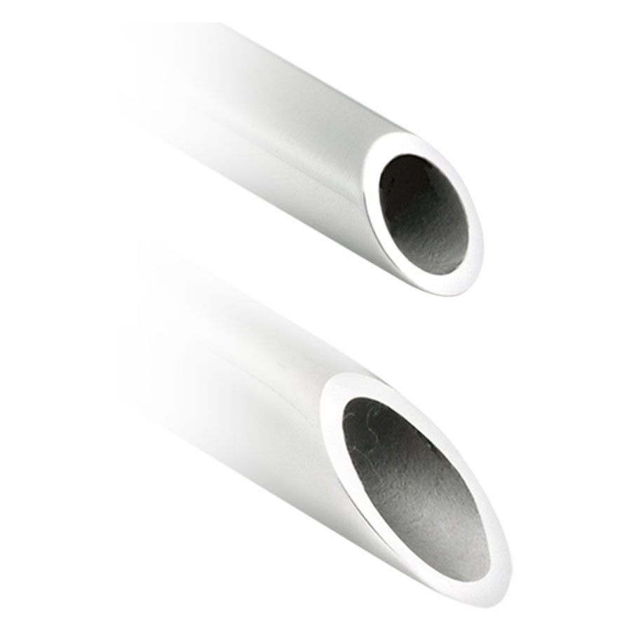 Zwei Receiving Tubes aus glänzendem Chirurgenstahl auf weißem Hintergrund