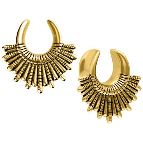 Goldene Indiana Earsaddles aus Chirurgenstahl in 8,0 mm Größe auf weißem Hintergrund