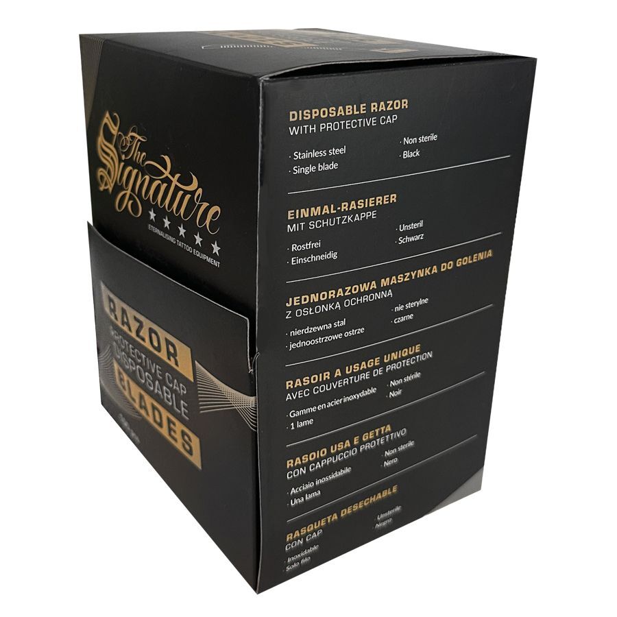 Schwarze Rasierklingenbox von Wildcat, The Signature Collection, auf weißem Hintergrund