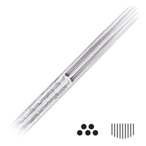 Magnum Curved Long Taper Tattoonadeln aus Chirurgenstahl auf weißem Hintergrund